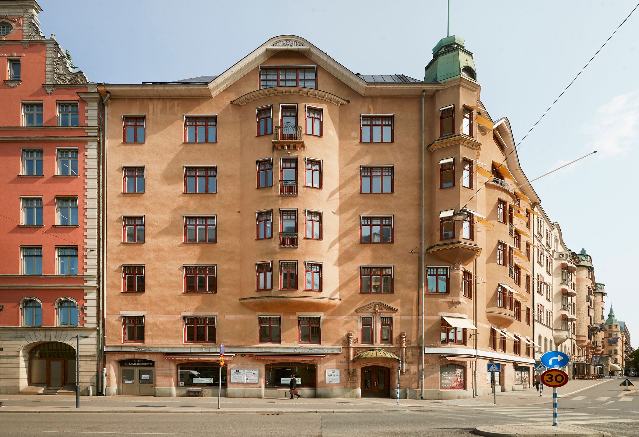 Butikslokal uthyres i Stockholm – Torsgatan 2 bild 1
